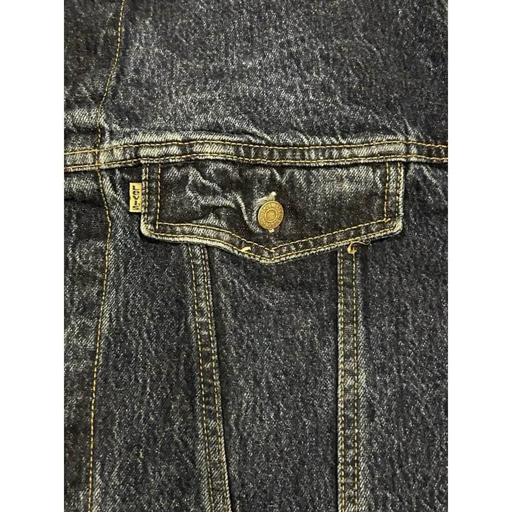 Levi’s Trucker Jacket Sz LARGE Denim Blue Jean Button Up Vintage 77934-8206 - Picture 13 of 16